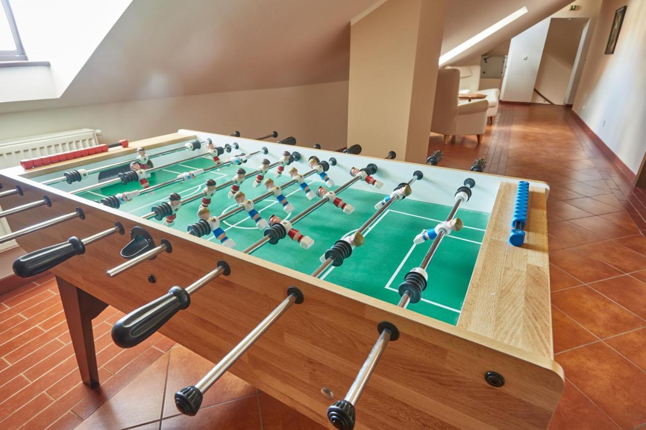 Vivaldi Apartments Микулов Экстерьер фото