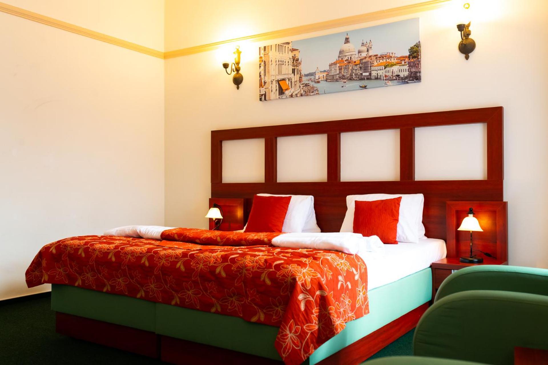 Vivaldi Apartments Микулов Экстерьер фото