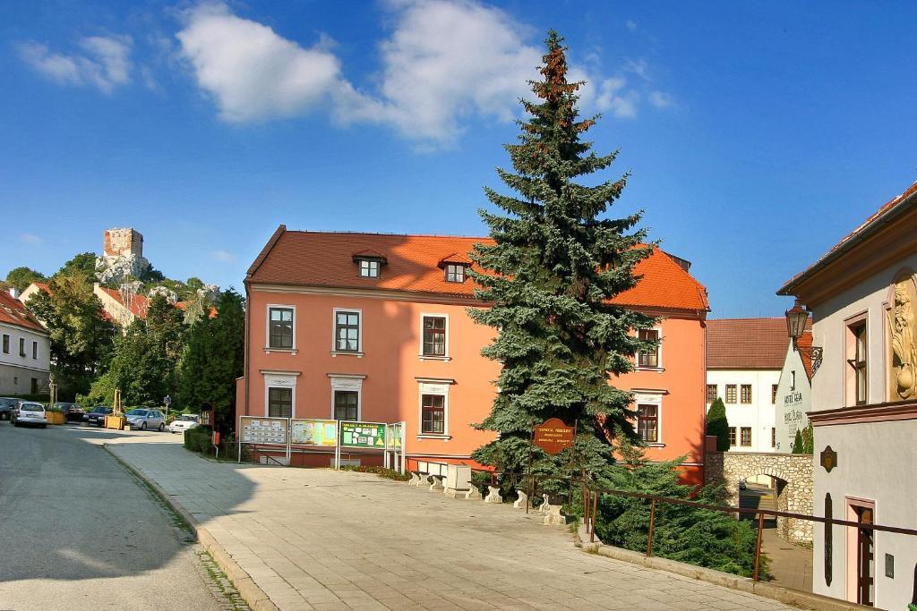 Vivaldi Apartments Микулов Экстерьер фото